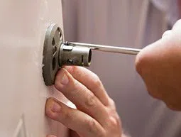 Security Locksmith Services Pearland, TX 281-914-4909 - 18-Emergency-Opening